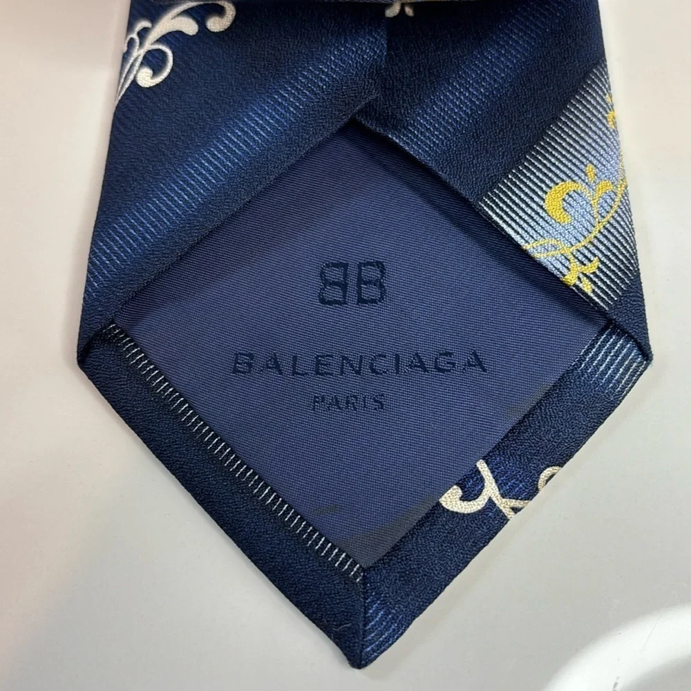 Balenciaga Paris Pour Homme Men’s OS 100% Silk Necktie Tie Made in Italy EUC!